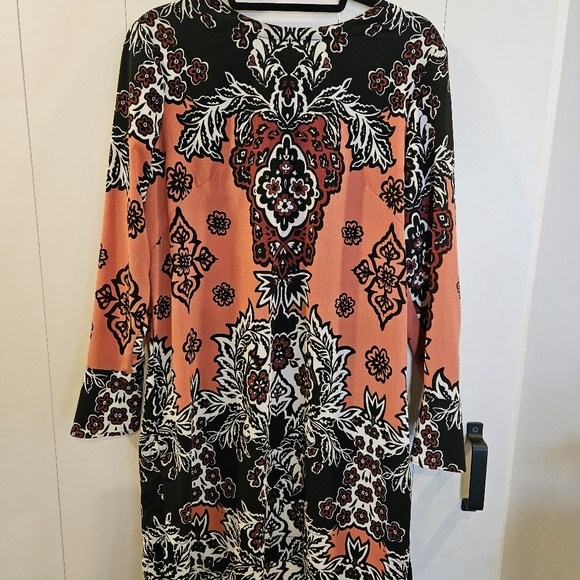 H&M dress - Picture 1 of 7